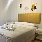 Home4u Cartuja Daire