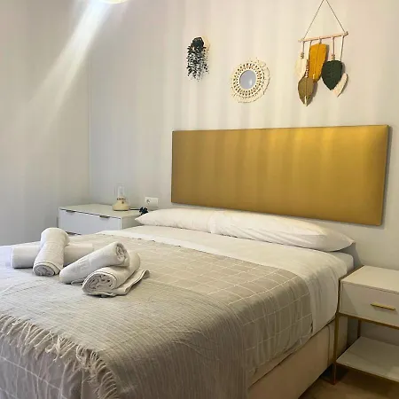 Home4u Cartuja Appartement